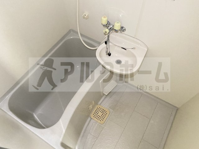 サニーハイムの浴室