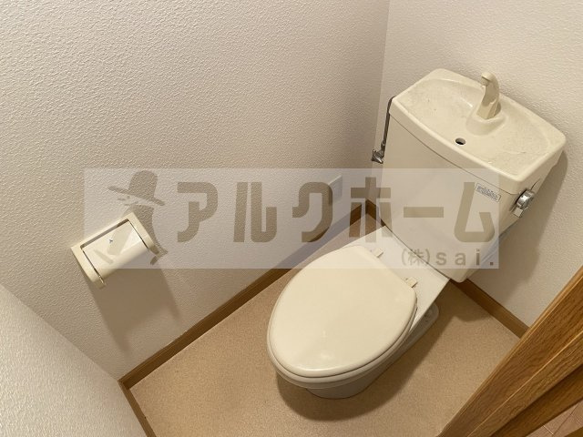 メゾンラフィーネのトイレ