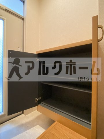 メゾンラフィーネの玄関