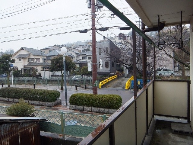 西町コーポのバルコニー