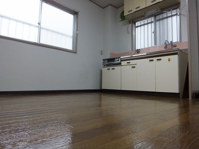 西町コーポの居間・リビング