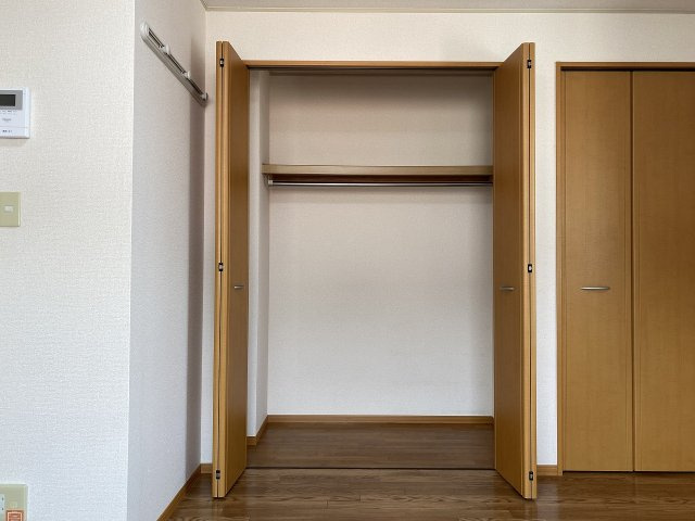 サニーハウス法善寺の収納|サニーハウス法善寺　法善寺駅　クローゼット
