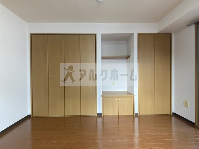 ボワリジェールOKAの居間・リビング