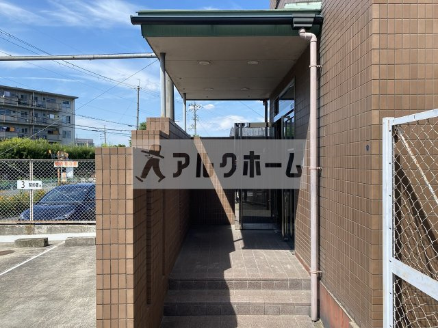 ドリームスクエアのエントランス|ドリームスクエア（河内国分駅・バストイレ別）　エントランス