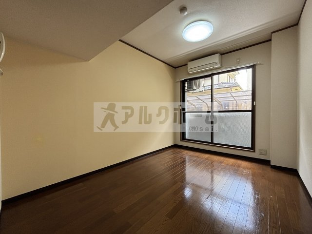 ドリームスクエアの寝室|ドリームスクエア（河内国分駅・バストイレ別）　洋室