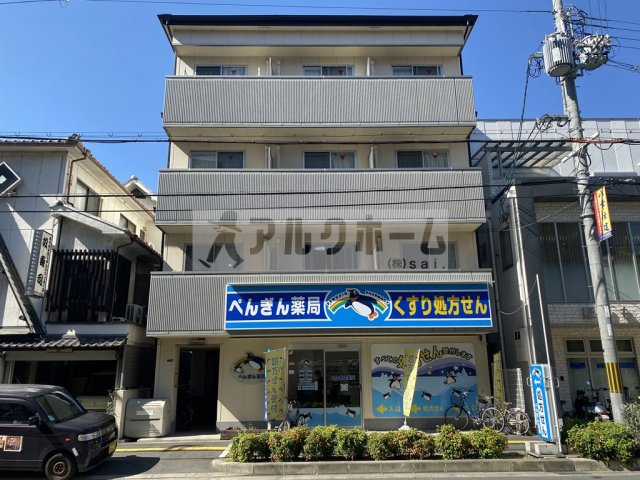 フィットハウスの外観