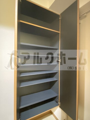 アドヴァンス福力の玄関