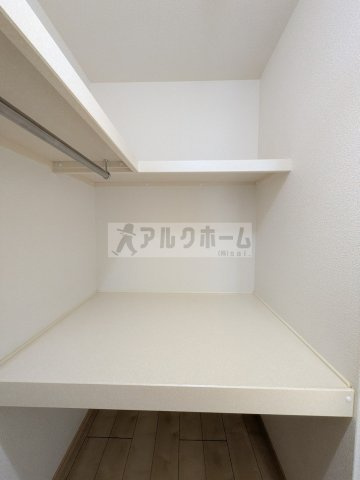 ラージの収納|ラージ（柏原駅）
