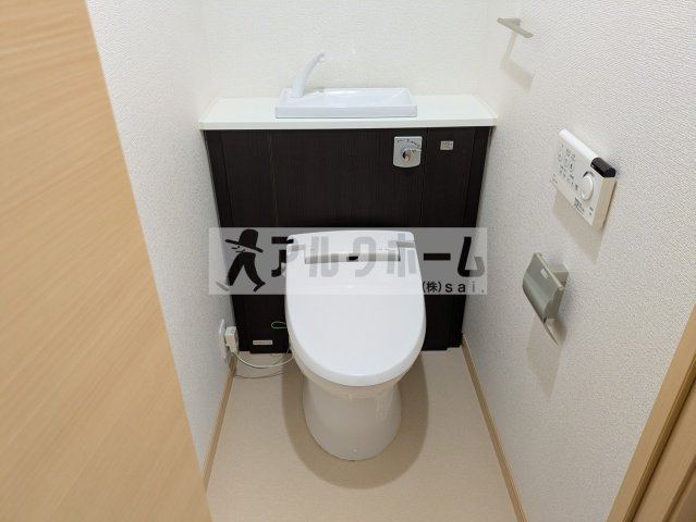 ラージのトイレ|ラージ（柏原駅）
