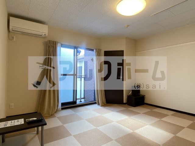 レオネクストウイング片山の居間・リビング