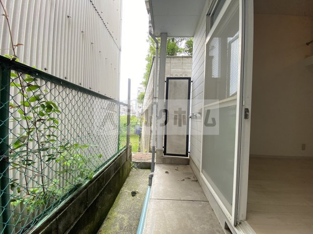 ヨーロピアン22番館(SP)のバルコニー|ヨーロピアン22番館　バルコニー