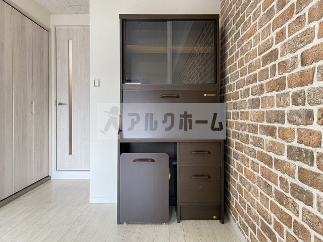 コンドウハイツの設備|コンドウハイツ（柏原市旭ヶ丘）　勉強机