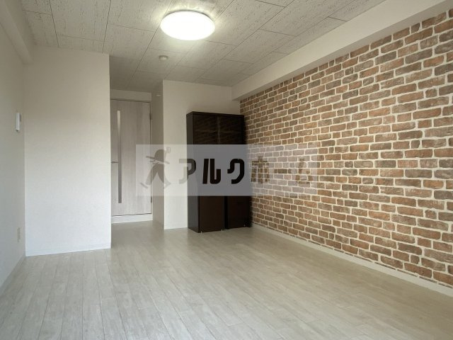 コンドウハイツの居間・リビング|コンドウハイツ（柏原市旭ヶ丘）　洋室