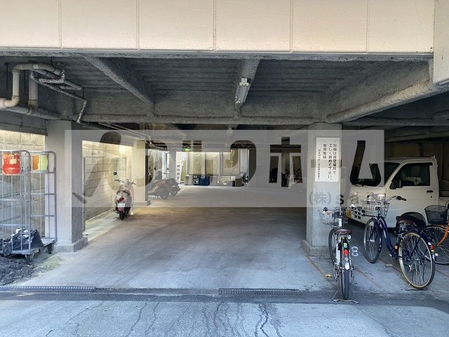 m&mステータス国分の駐車場