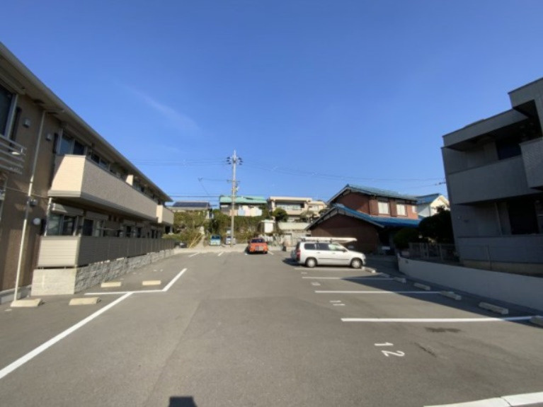 フローラの駐車場|☆神戸市垂水区　フローラ☆