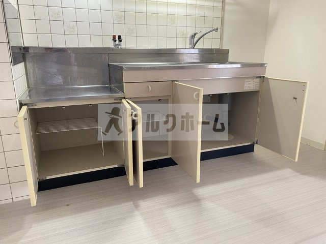 アンソレイユのキッチン|アンソレイユ　洋室