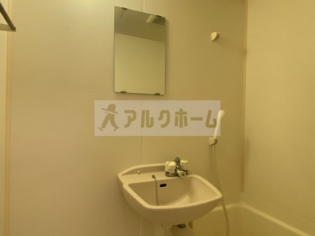 アンソレイユの洗面所|アンソレイユ　洋室