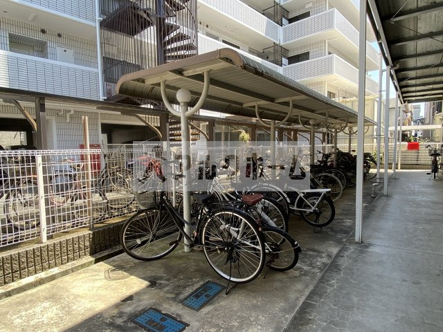 アンソレイユのその他共用部分|アンソレイユ　自転車置き場