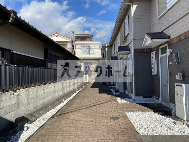 さわらびハウスのエントランス|さわらびハウス（柏原市国分本町）　マンション入り口
