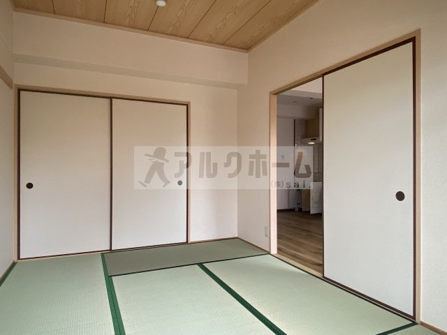 カーザｄｉポルタの和室