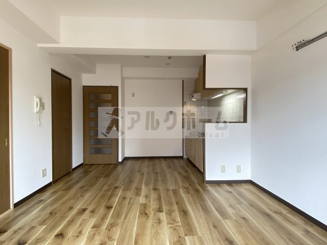 カーザｄｉポルタの居間・リビング