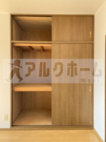 アルカザーレ国分西の収納