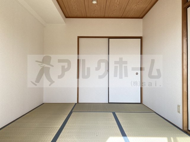 アルカザーレ国分西の和室