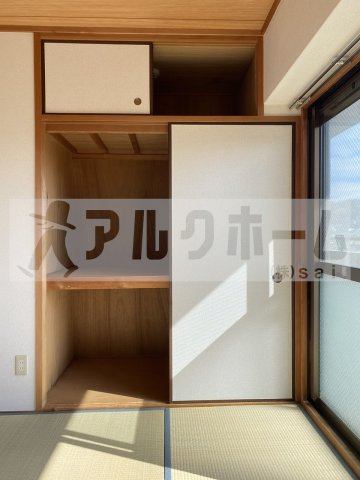 アルカザーレ国分西の収納