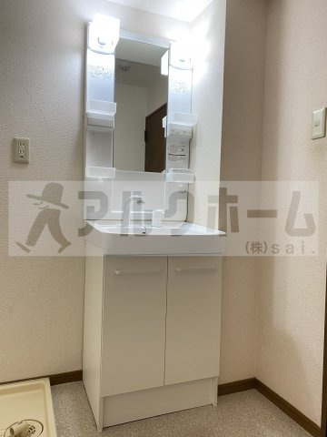 アルカザーレ国分西の独立洗面台