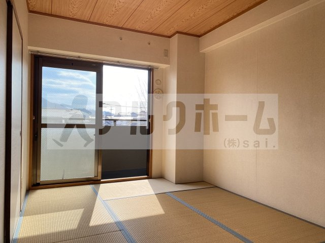 アルカザーレ国分西の和室