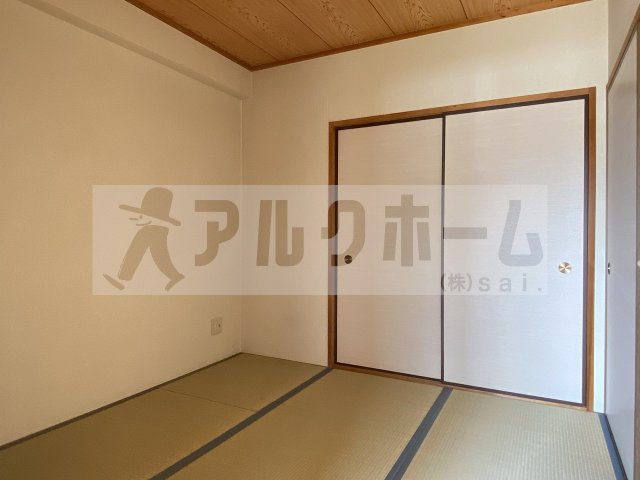 アルカザーレ国分西の和室