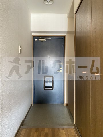 アルカザーレ国分西の玄関