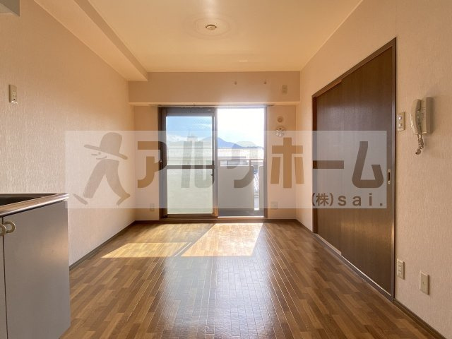 アルカザーレ国分西の居間・リビング