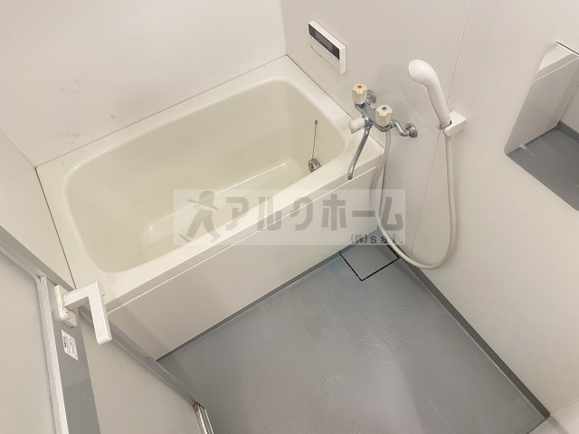 第2泰山ハイツの浴室