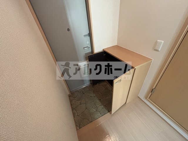 エスポワールBの玄関|エスポワールB（柏原市片山・河内国分駅）