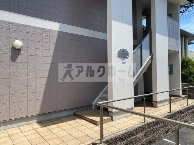 エスポワールAのエントランス