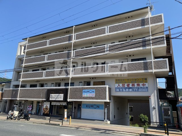 グリーングランピアの外観