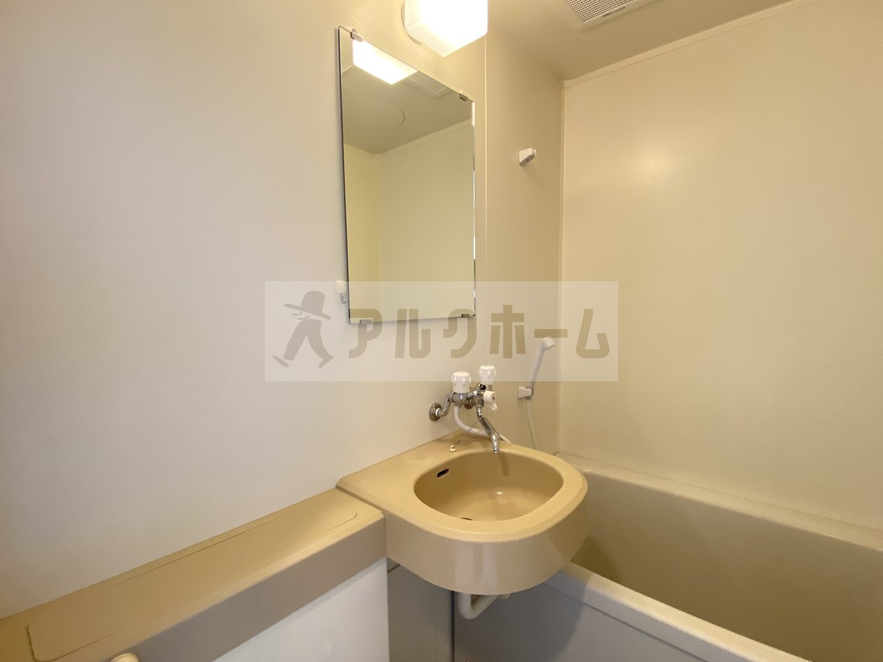 ハイネス石川の洗面所|ハイネス石川（河内国分駅・道明寺駅）　洗面