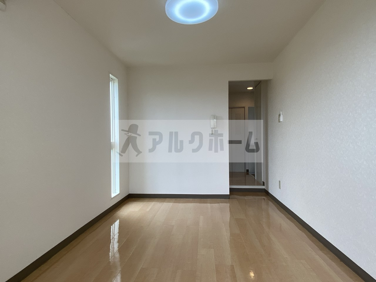 ハイネス石川