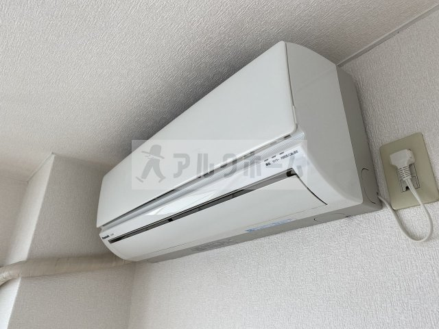 ハイネス石川の設備|ハイネス石川（河内国分駅・道明寺駅）　エアコン