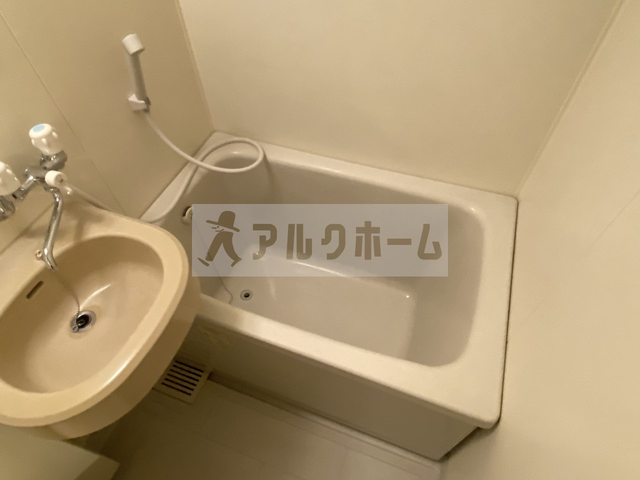 ハイネス石川の浴室|ハイネス石川（河内国分駅・道明寺駅）　バスタブ
