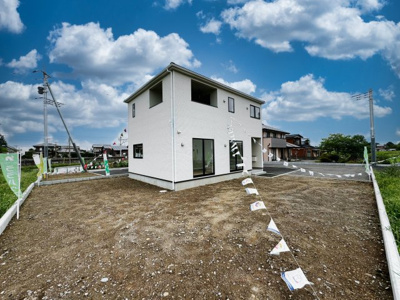 【外観】 | 新築　太田市細谷町第2　クレイドルガーデン　２号棟 | 日当たり良好です♪
お庭も広く日当たりがいいので、ガーデニングにも最適です。