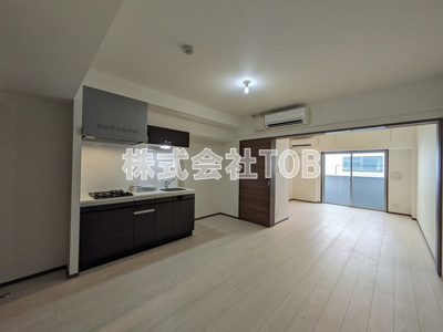 【居間・リビング】 | ジェノヴィア桜上水Ⅱ | 9.5帖リビング