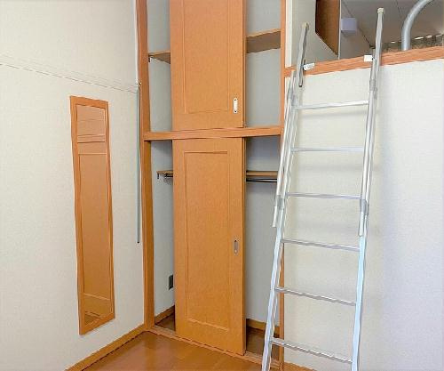 レオパレススプリングBの収納