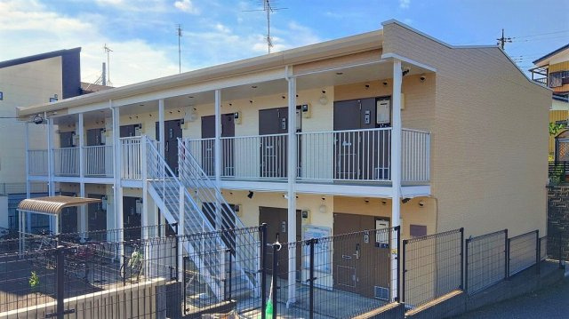 レオパレスラビーネの外観|画像1