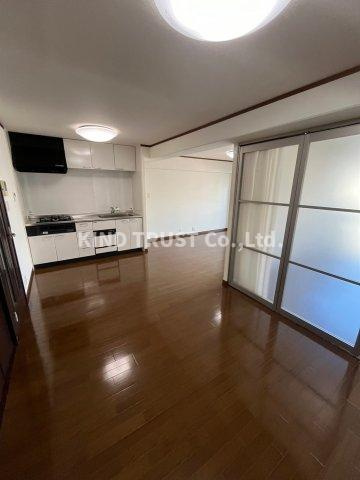 サンハイム第2中津の居間・リビング|こちらの居間で趣味の時間をお楽しみください