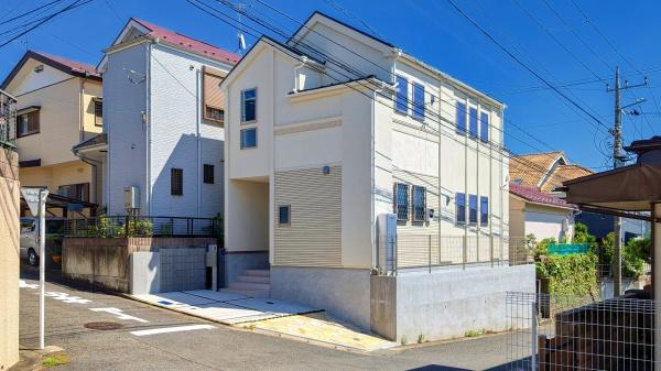 横浜市港南区東永谷３丁目の新築一戸建の外観|閑静な住宅地でゆったりとお過ごし頂けます。
お気軽にお問合せ下さい！