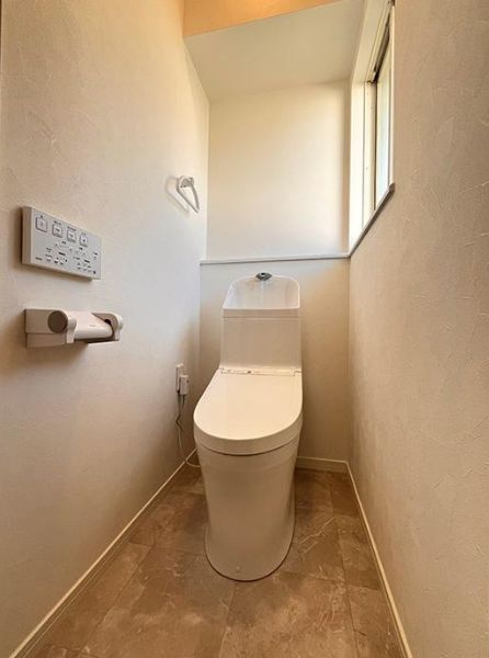 厚木市森の里5丁目　中古戸建のトイレ