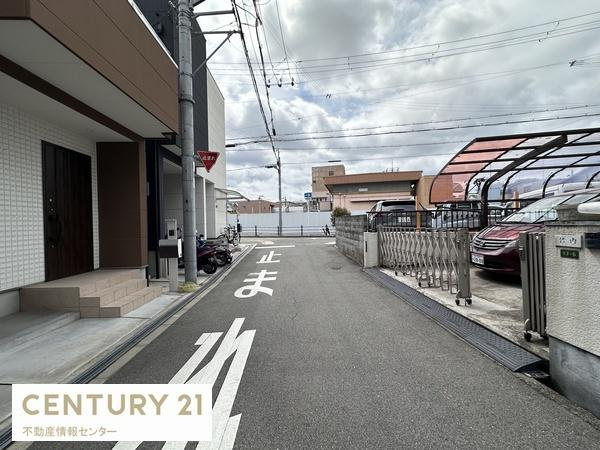 【前面道路含む現地写真】 | 春日出北２丁目　中古戸建 | 大阪市内でも数が少ない2階建ての物件です！