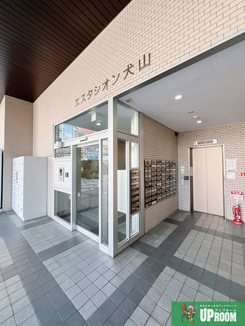 エスタシオン犬山のエントランス